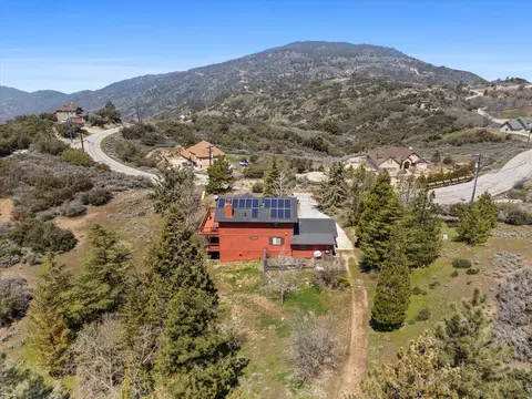 View/Area - 24270 Jacaranda Dr, Tehachapi, CA 93561 photo 5 of 12