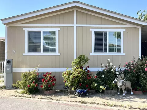 45800 Challenger Way #75, Lancaster, CA 93535