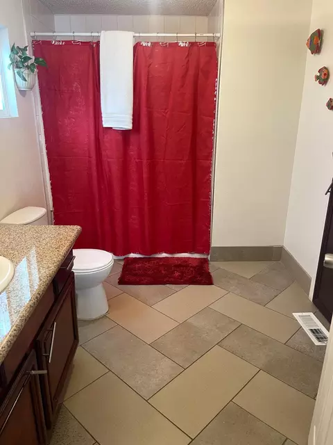 45800 Challenger Way #75, Lancaster, CA 93535 photo 8