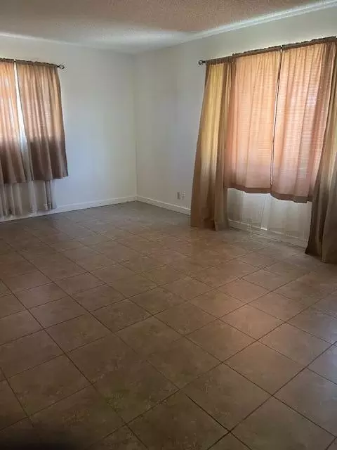 38656 30th St E, Palmdale, CA 93550 photo 3