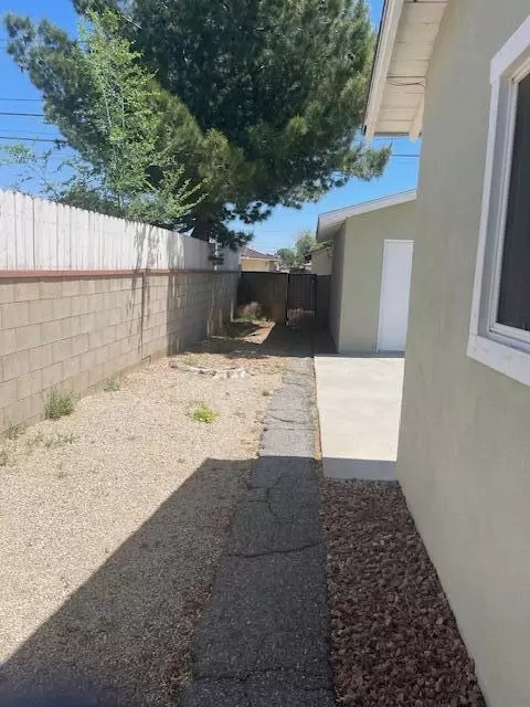 38656 30th St E, Palmdale, CA 93550 photo 16