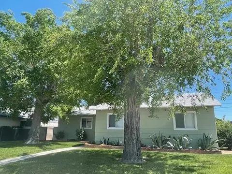38656 30th St E, Palmdale, CA 93550