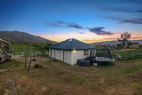Exterior - 22209 Mccarthy Dr, Tehachapi, CA 93561 photo 6 of 6
