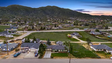 View/Area - 22209 Mccarthy Dr, Tehachapi, CA 93561 photo 1 of 5