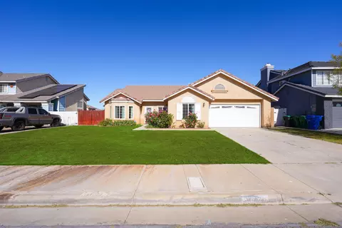 37228 Waterman Ave, Palmdale, CA 93550