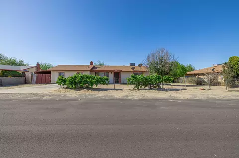 15824 Newmont Ave, Lancaster, CA 93535