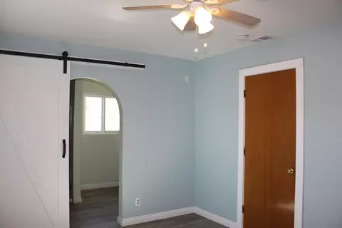 Bedroom - 103 Brentwood Dr, Tehachapi, CA 93561 photo 3 of 3