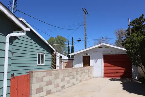 Exterior - 103 Brentwood Dr, Tehachapi, CA 93561 photo 3 of 6