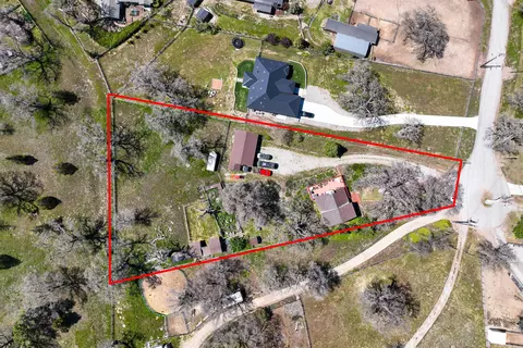 View/Area - 24260 Bowen Ct, Tehachapi, CA 93561 photo 2 of 3
