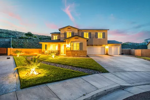 Exterior - 39163 Pinto Ct, Palmdale, CA 93551 photo 2 of 20