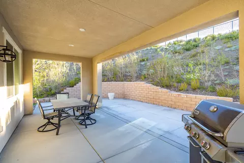 Exterior - 39163 Pinto Ct, Palmdale, CA 93551 photo 15 of 20