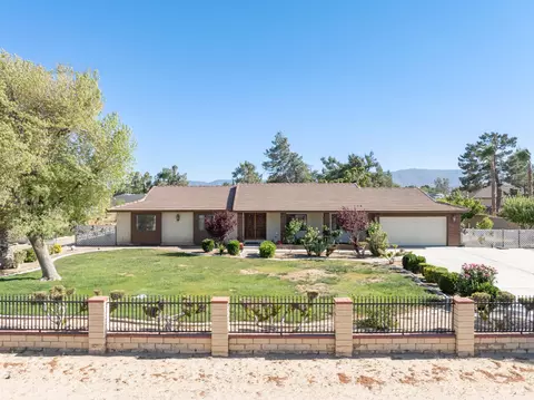 2306 Avenue M4 W, Palmdale, CA 93551