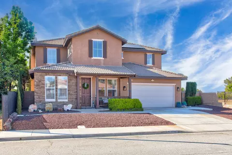 3709 Club Rancho Dr, Palmdale, CA 93551