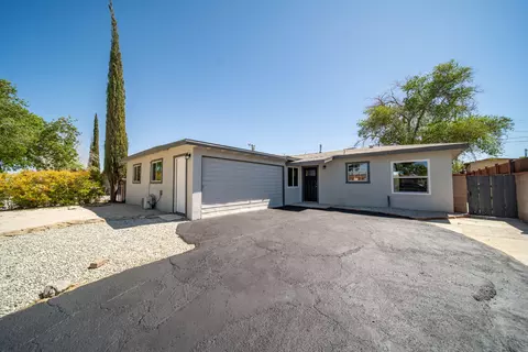 37850 11th St E, Palmdale, CA 93550