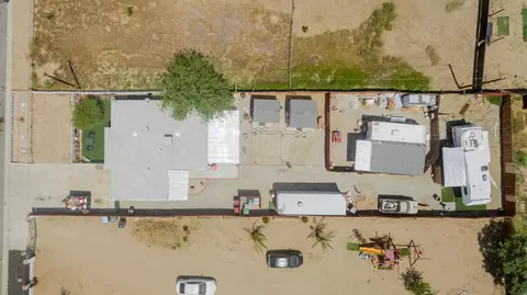 43260 6th St E, Lancaster, CA 93535 photo 2