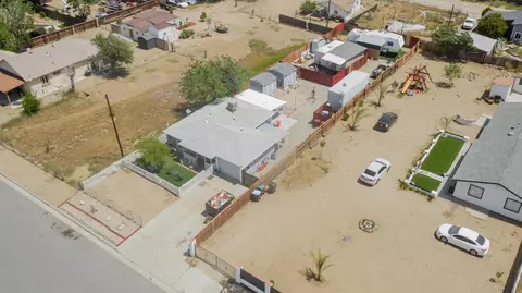 43260 6th St E, Lancaster, CA 93535