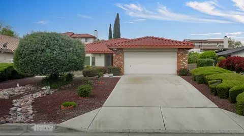 13360 Alta Vista Dr, Victorville, CA 92395