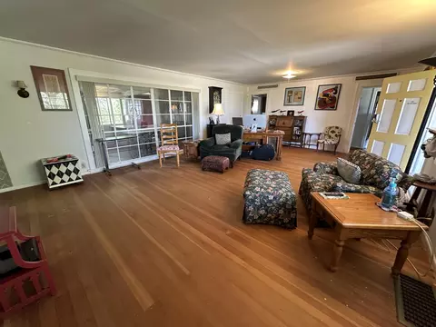 4566 Avenue J E, Lancaster, CA 93535 photo 5