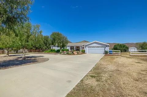 625 Foreston Dr, Acton, CA 93510 photo 3