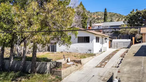 14981 Elizabeth Lake Rd, Lake Hughes, CA 93532