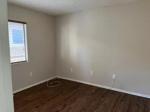Bedroom - 14234 Winchester Dr, Mojave, CA 93501 photo 2 of 3