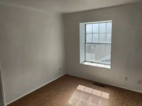Bedroom - 43609 Park Ave, Lancaster, CA 93534 photo 1 of 2