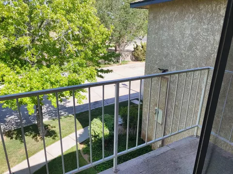Exterior - 43609 Park Ave, Lancaster, CA 93534 photo 1 of 1