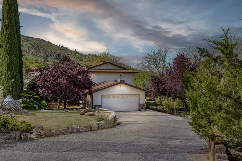22224 Valley Vista Dr, Tehachapi, CA 93561