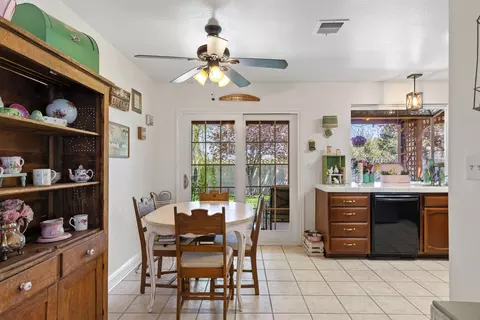 700 Las Colinas St, Tehachapi, CA 93561 photo 10