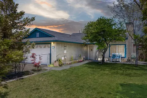 700 Las Colinas St, Tehachapi, CA 93561