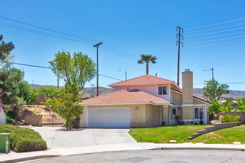 41603 Elsdale Pl, Quartz Hill, CA 93536