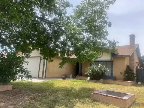 37713 Medea, Palmdale, CA 93550