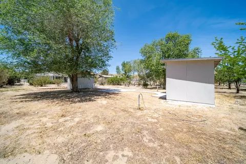 Exterior - 39342 Frontier Circus St, Lake Los Angeles, CA 93591 photo 4 of 23