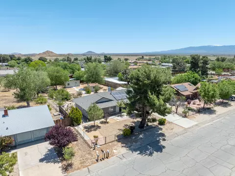 View/Area - 39342 Frontier Circus St, Lake Los Angeles, CA 93591 photo 4 of 10