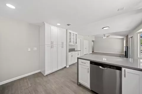 Kitchen - 39342 Frontier Circus St, Lake Los Angeles, CA 93591 photo 7 of 7
