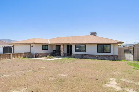 21620 Ginger Ct, Tehachapi, CA 93561 photo 1