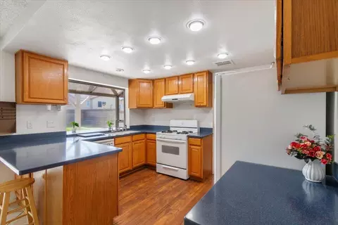 43938 Comstock Ave, Lancaster, CA 93535 photo 12