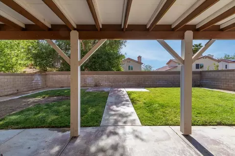 43938 Comstock Ave, Lancaster, CA 93535 photo 27