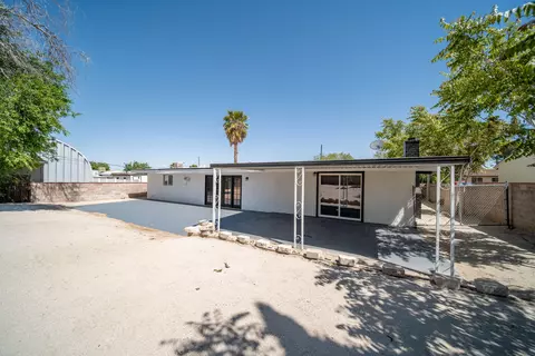 Exterior - 38873 Sage Tree St, Palmdale, CA 93551 photo 10 of 13