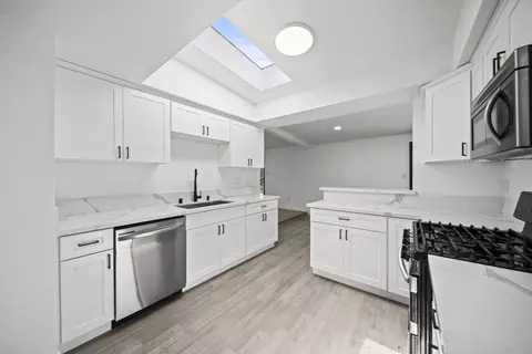 Kitchen - 38873 Sage Tree St, Palmdale, CA 93551 photo 5 of 13