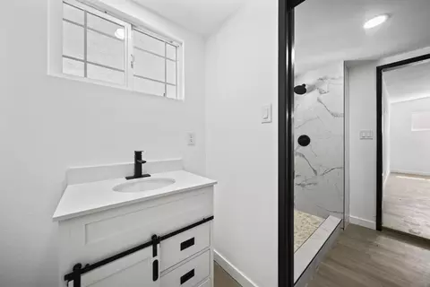 Bath - 38873 Sage Tree St, Palmdale, CA 93551 photo 8 of 9