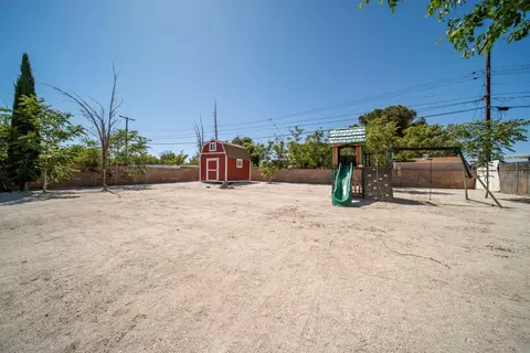 Exterior - 38873 Sage Tree St, Palmdale, CA 93551 photo 6 of 13