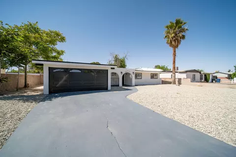 Exterior - 38873 Sage Tree St, Palmdale, CA 93551 photo 4 of 13