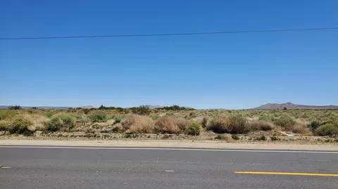 90 Th St E, Palmdale, CA 93591 photo 4