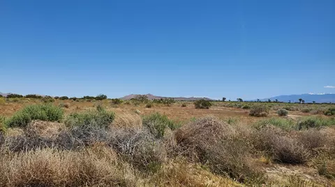 90 Th St E, Palmdale, CA 93591 photo 15