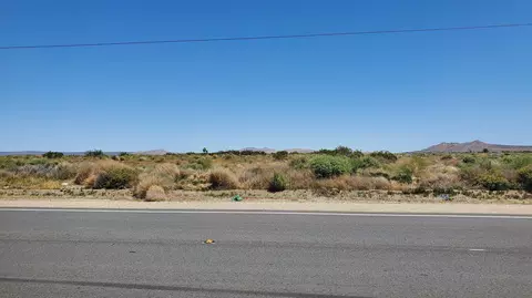 90 Th St E, Palmdale, CA 93591 photo 7