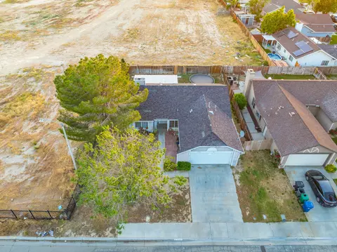 45911 Primrose Dr, Lancaster, CA 93534 photo 31