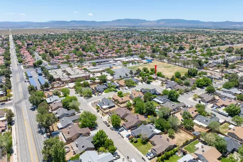 44101 Benald St, Lancaster, CA 93535 photo 35