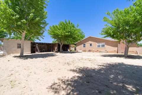 44101 Benald St, Lancaster, CA 93535 photo 23