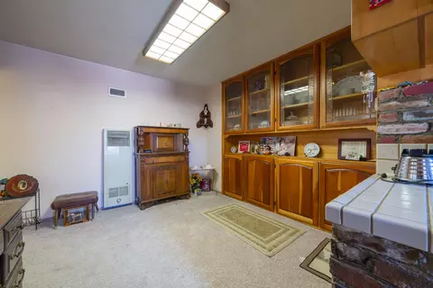 44101 Benald St, Lancaster, CA 93535 photo 5